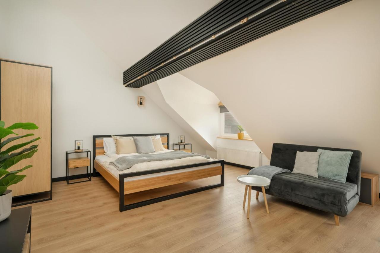 Komeda Apartment Hidden In Poznan Old Town By Noclegi Renters Exteriör bild